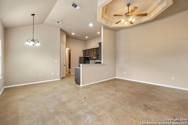 Image 2 of 9 For 214 Stone Gate