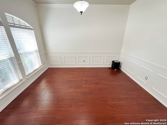 Image 2 of 35 For 4311 Gentle Grove