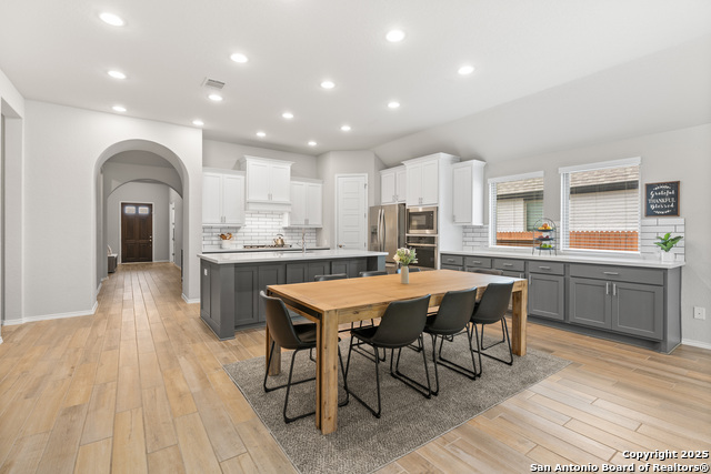 Image 11 of 33 For 1485 Pitcher