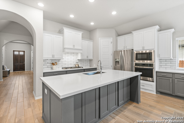 Image 12 of 33 For 1485 Pitcher