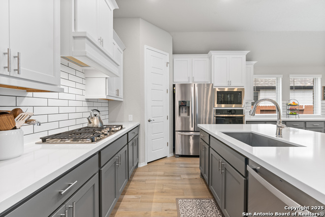 Image 14 of 33 For 1485 Pitcher