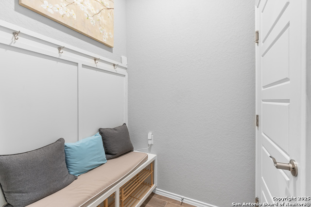 Image 9 of 33 For 1485 Pitcher