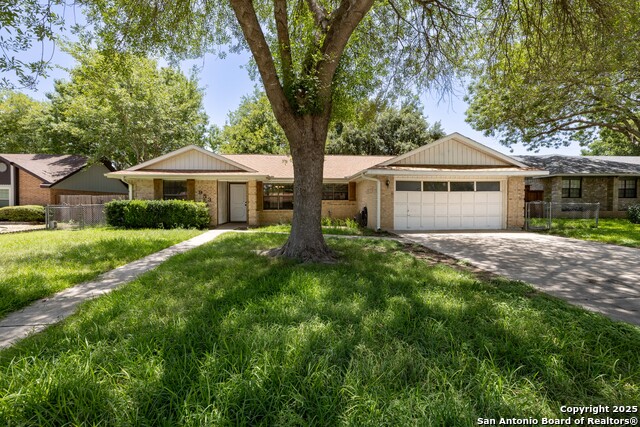 Details for 953 Lazy Trail, New Braunfels, TX 78130