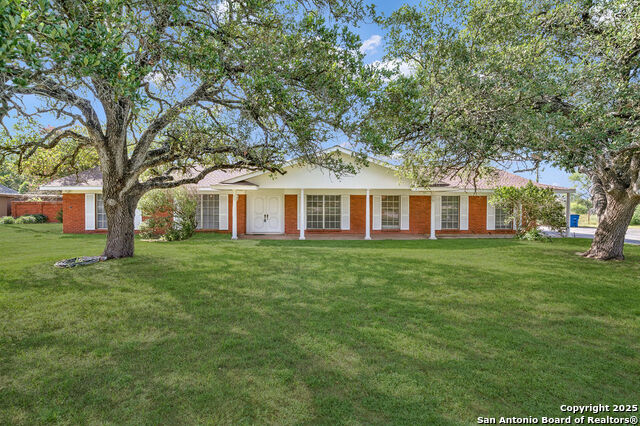 Details for 514 Hospital, Floresville, TX 78114