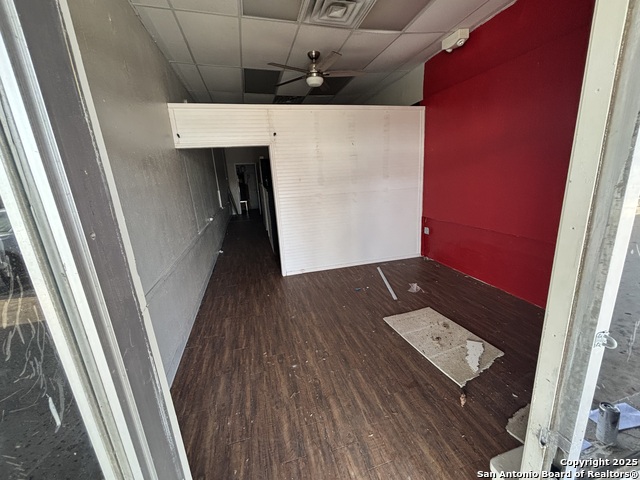 Listing photo id 0 for 1002 Donaldson 1010