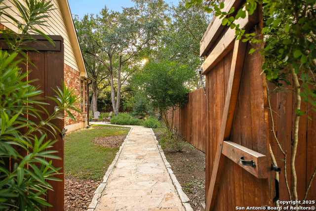 Image 41 of 47 For 9603 Ninas Ct