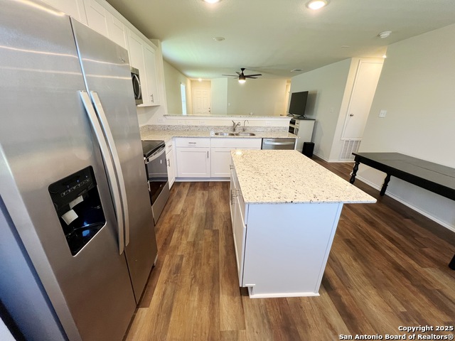 Image 11 of 30 For 13930 Anchor Way