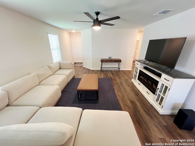 Image 4 of 30 For 13930 Anchor Way