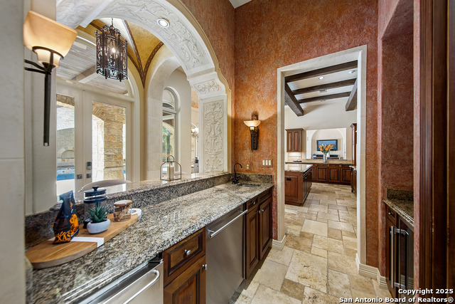 Image 20 of 49 For 607 Bentley Manor