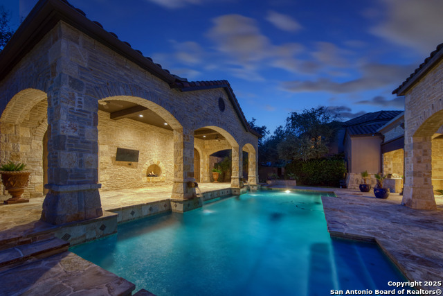 Image 48 of 49 For 607 Bentley Manor