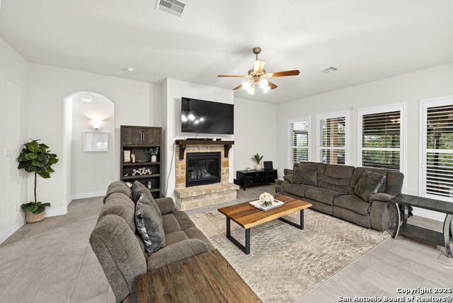 Listing photo id 8 for 130 Boulder Creek