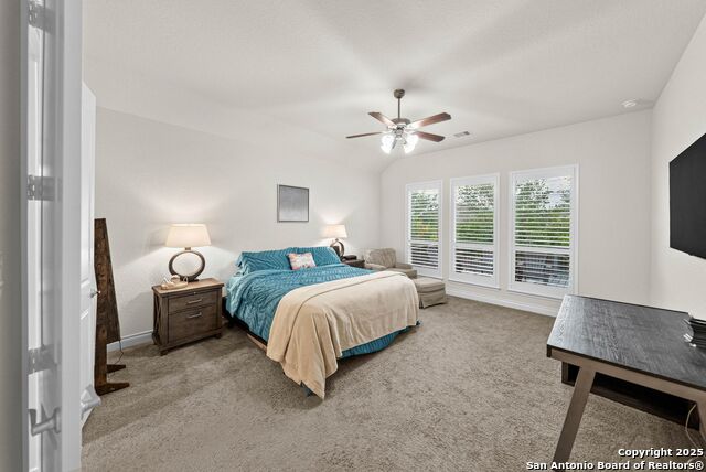 Listing photo id 15 for 130 Boulder Creek