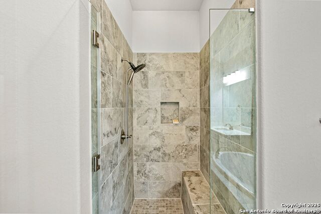 Listing photo id 21 for 130 Boulder Creek
