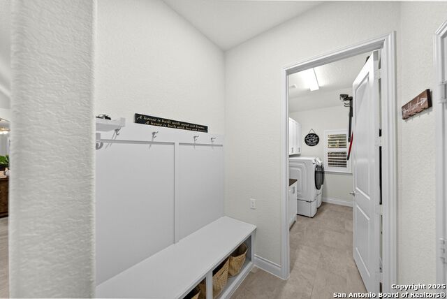 Listing photo id 33 for 130 Boulder Creek