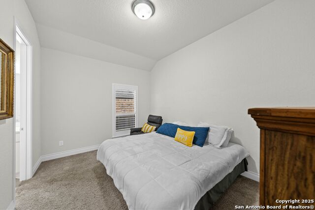 Listing photo id 35 for 130 Boulder Creek