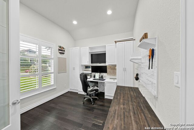 Listing photo id 38 for 130 Boulder Creek