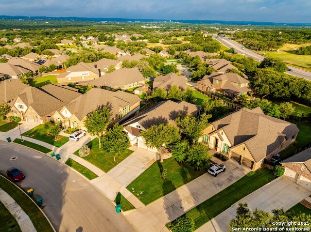 Listing photo id 56 for 130 Boulder Creek