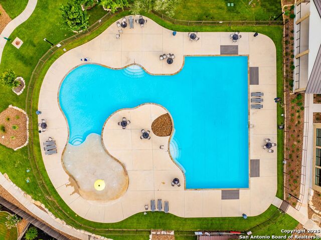 Listing photo id 66 for 130 Boulder Creek