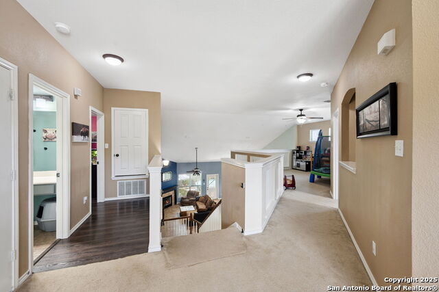Listing photo id 8 for 1410 Osprey Heights