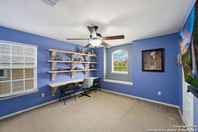 Listing photo id 11 for 1410 Osprey Heights