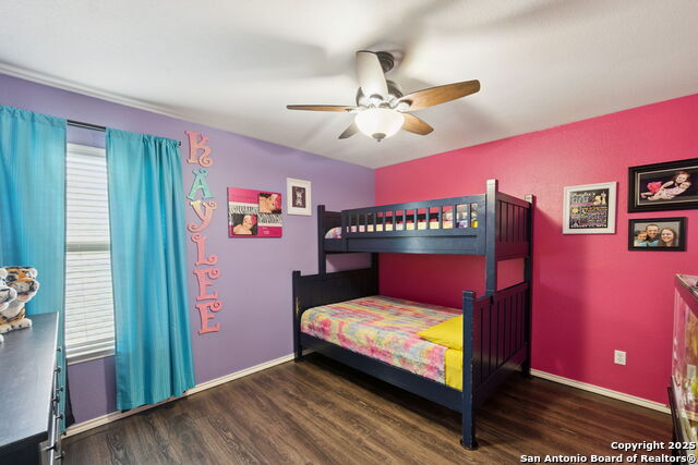 Listing photo id 13 for 1410 Osprey Heights