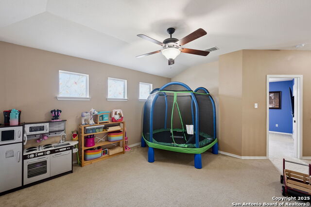 Listing photo id 23 for 1410 Osprey Heights