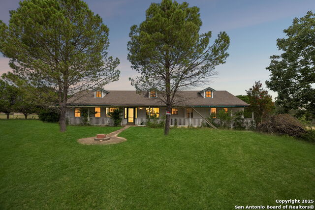 Details for 247 Center Point Dr E, Center Point, TX 78010