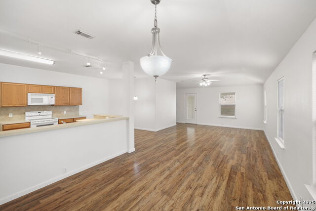 Image 11 of 14 For 5708 Crooked Stick