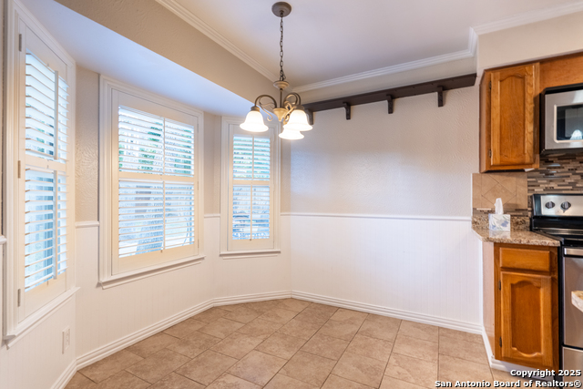 Image 11 of 30 For 9219 Ridge Wind