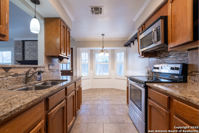 Image 16 of 30 For 9219 Ridge Wind