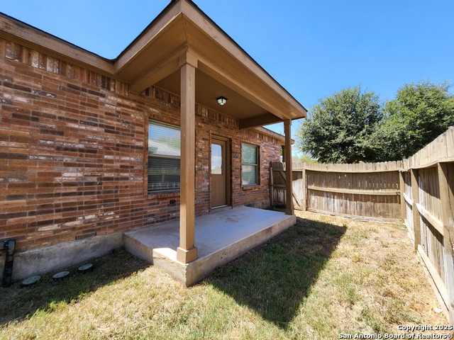 Image 18 of 18 For 210 Anne Louise Dr