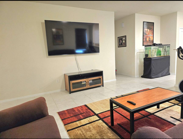 Image 3 of 18 For 6907 Lions Park