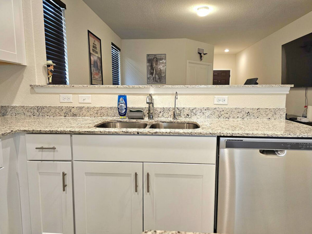 Image 6 of 18 For 6907 Lions Park