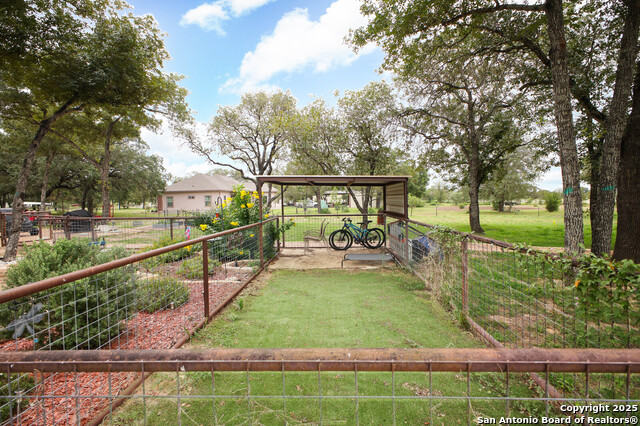 Listing photo id 5 for 158 County Road 6871