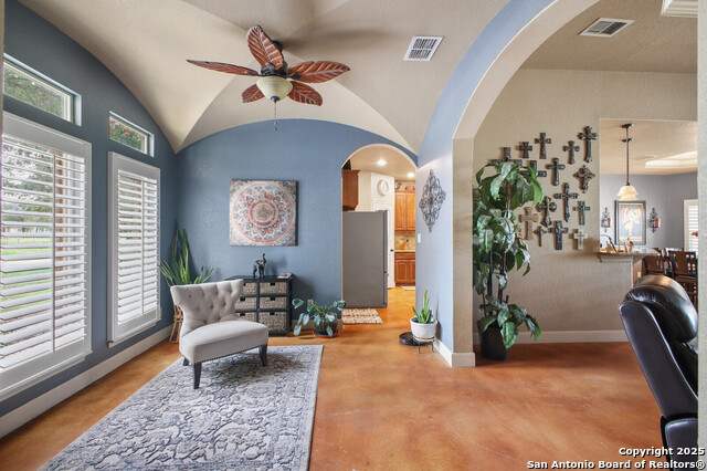 Listing photo id 6 for 158 County Road 6871