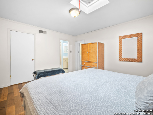 Image 11 of 24 For 8058 Broadway  247u