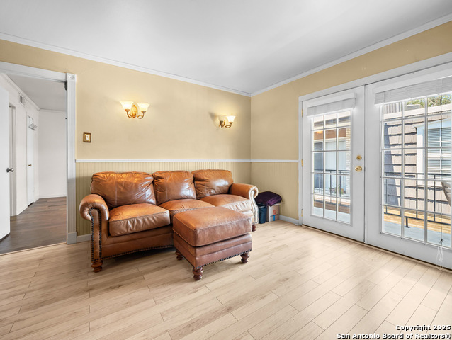 Image 7 of 24 For 8058 Broadway  247u