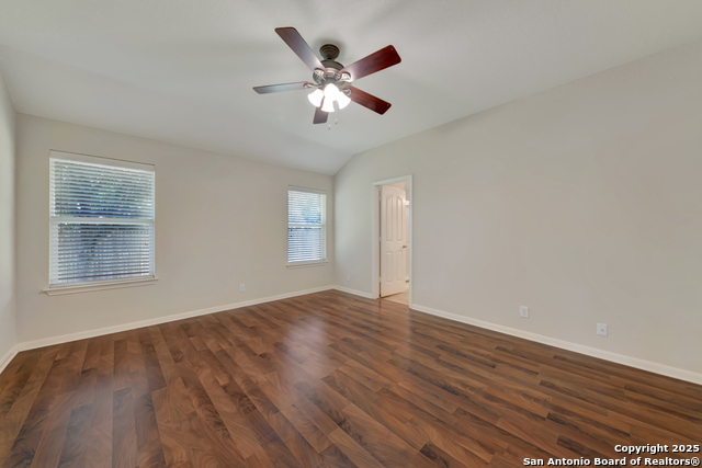 Image 11 of 36 For 116 Encina Cv