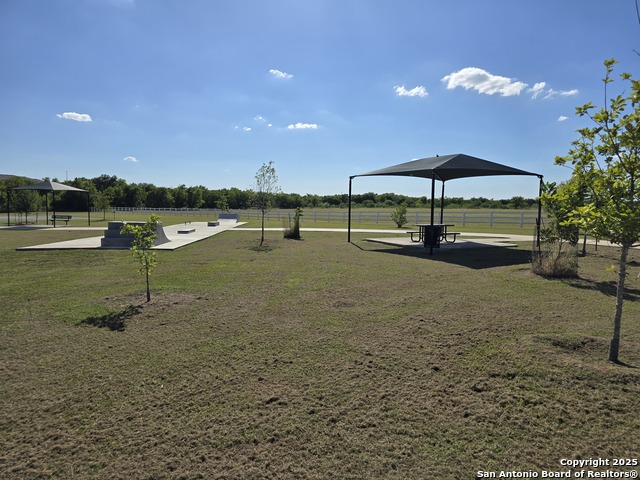 Image 30 of 36 For 116 Encina Cv