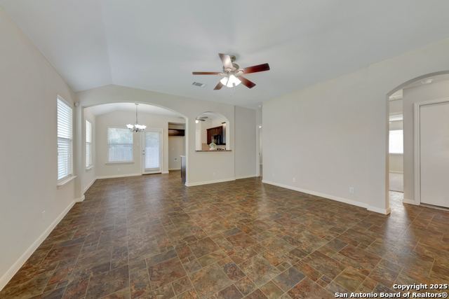 Image 4 of 36 For 116 Encina Cv