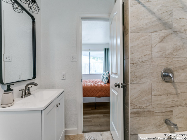 Image 15 of 24 For 7338 Lansbury Drive