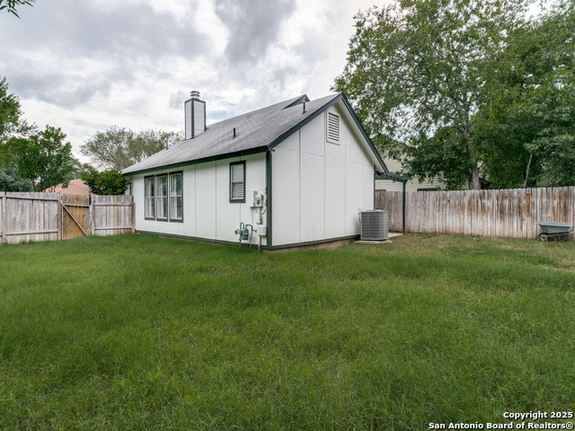 Image 20 of 24 For 7338 Lansbury Drive