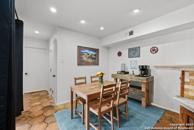 Image 13 of 24 For 8909 Willmon Way