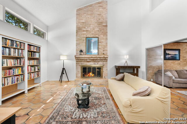 Image 4 of 24 For 8909 Willmon Way