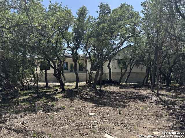 Listing photo id 16 for 1229 Stallion Springs Dr