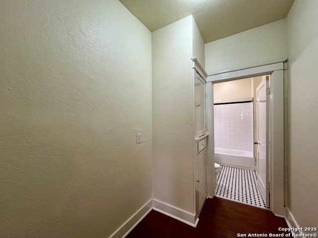 Image 15 of 24 For 1535 Woodlawn Ave W 1