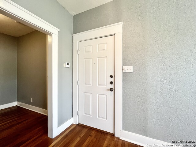Image 20 of 29 For 1535 Woodlawn Ave W 3