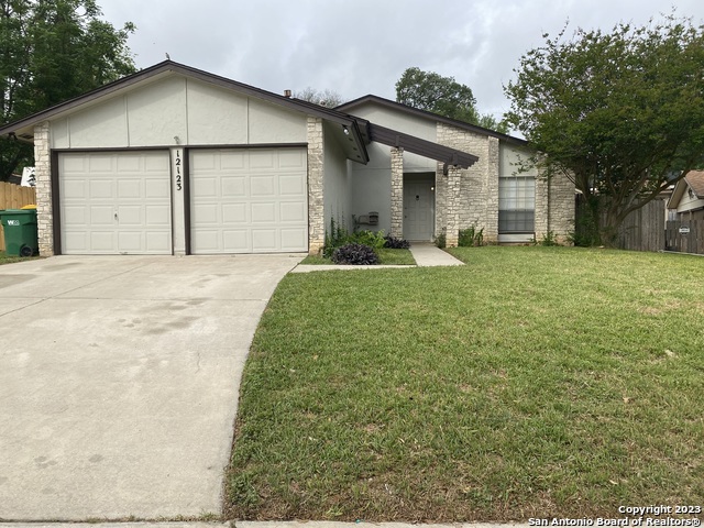 Details for 12123 Stevens Ct, Live Oak, TX 78233