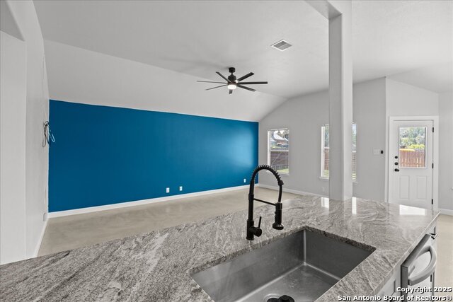 Image 13 of 27 For 506 Roadrunner