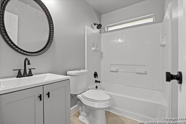 Image 20 of 27 For 506 Roadrunner